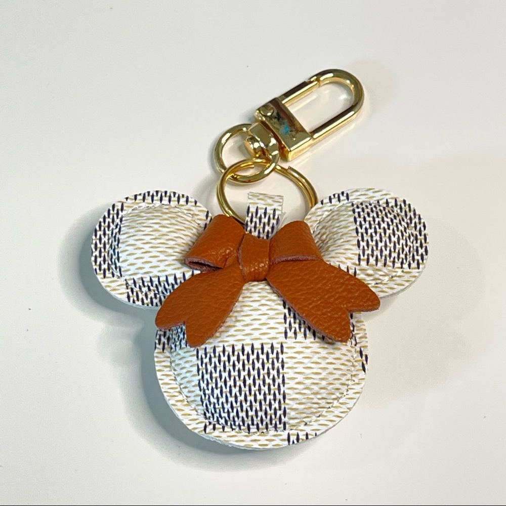 Checkered Mouse Key Chain